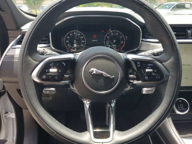 Certified 2026 Jaguar F-PACE R-Dynamic S AWD/4WD image 21