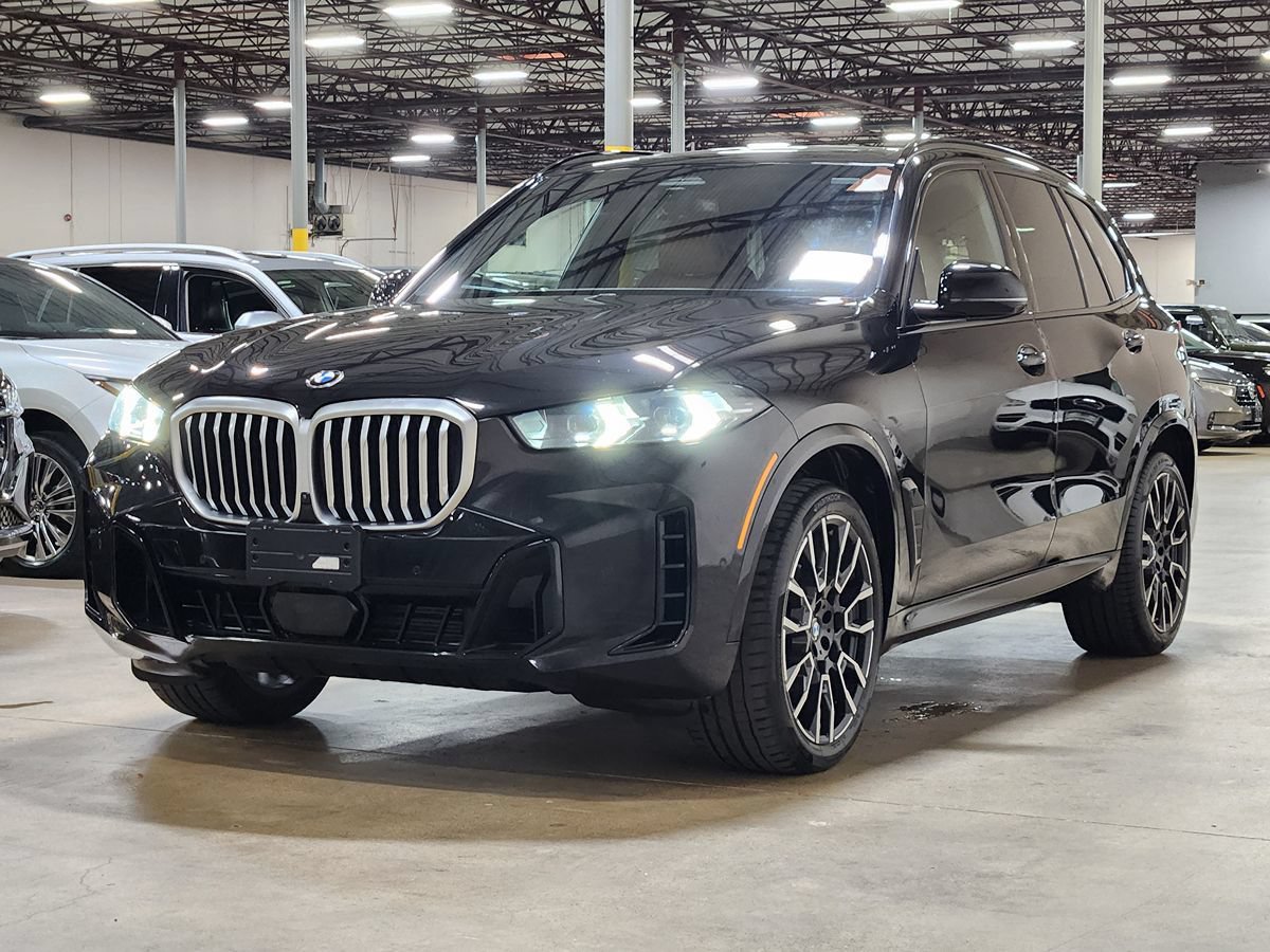 Used 2024 BMW X5 xDrive40i w/ M Sport Package AWD/4WD image 4