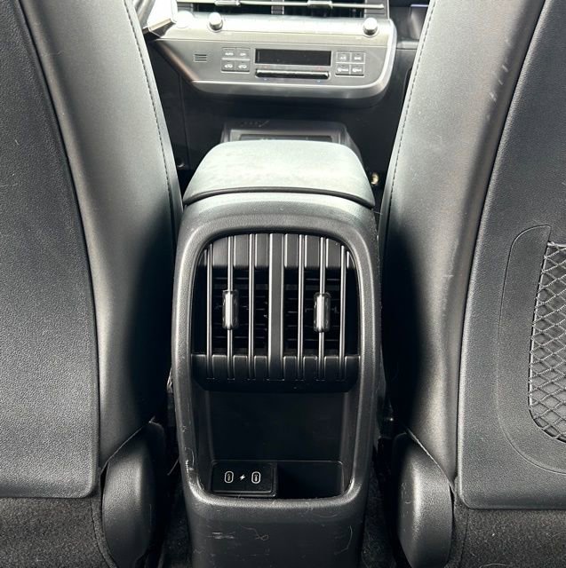 Used 2024 Hyundai Kona Limited AWD/4WD image 13