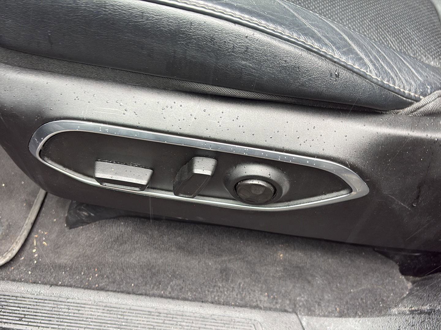 Used 2024 Jeep Wagoneer Series II image 12