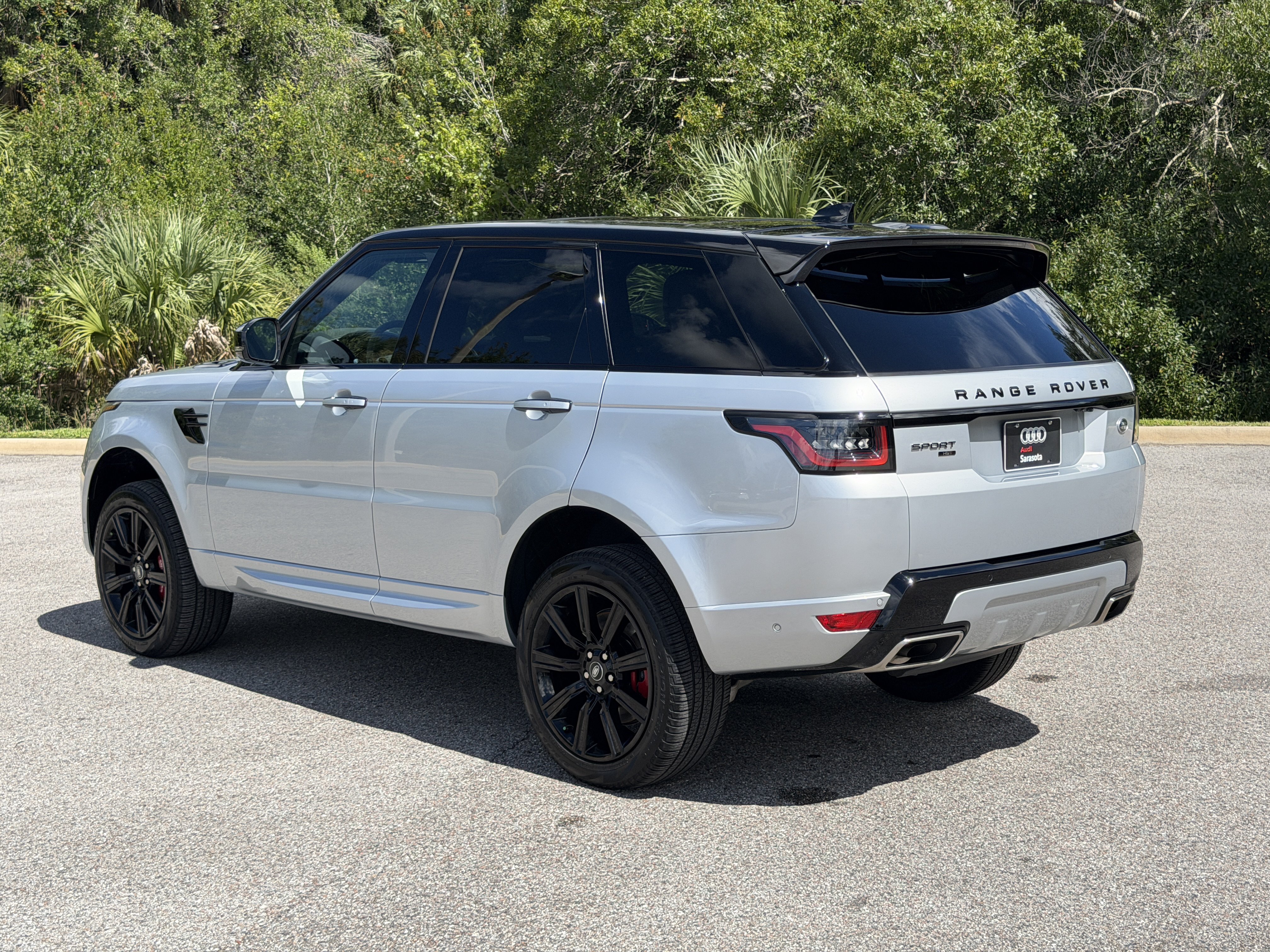 Used 2022 Land Rover Range Rover Sport HST AWD/4WD image 5
