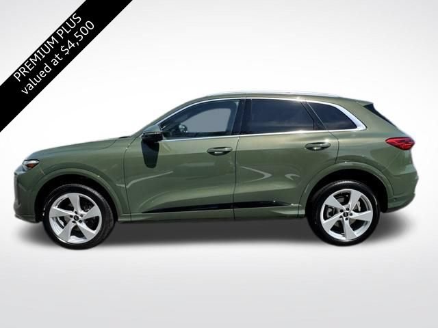 Certified 2025 Audi Q5 Premium w/ Premium Plus AWD/4WD image 5