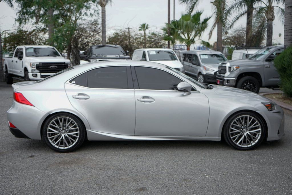 Used 2018 Lexus IS 300 AWD w/ Comfort Package image 10