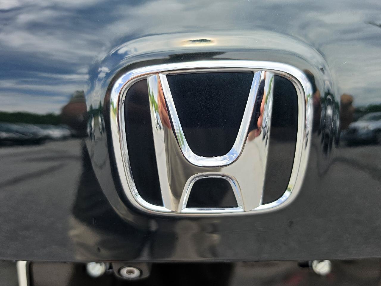 Used 2017 Honda Pilot Touring image 27