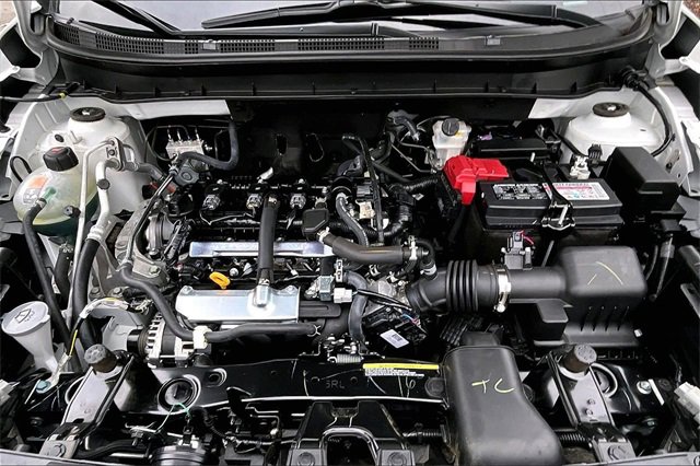 Certified 2024 Nissan Kicks S image 29