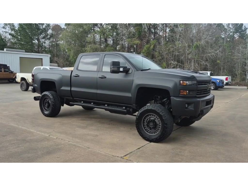 Used 2019 Chevrolet Silverado 2500 LTZ w/ Duramax Plus Package image 4