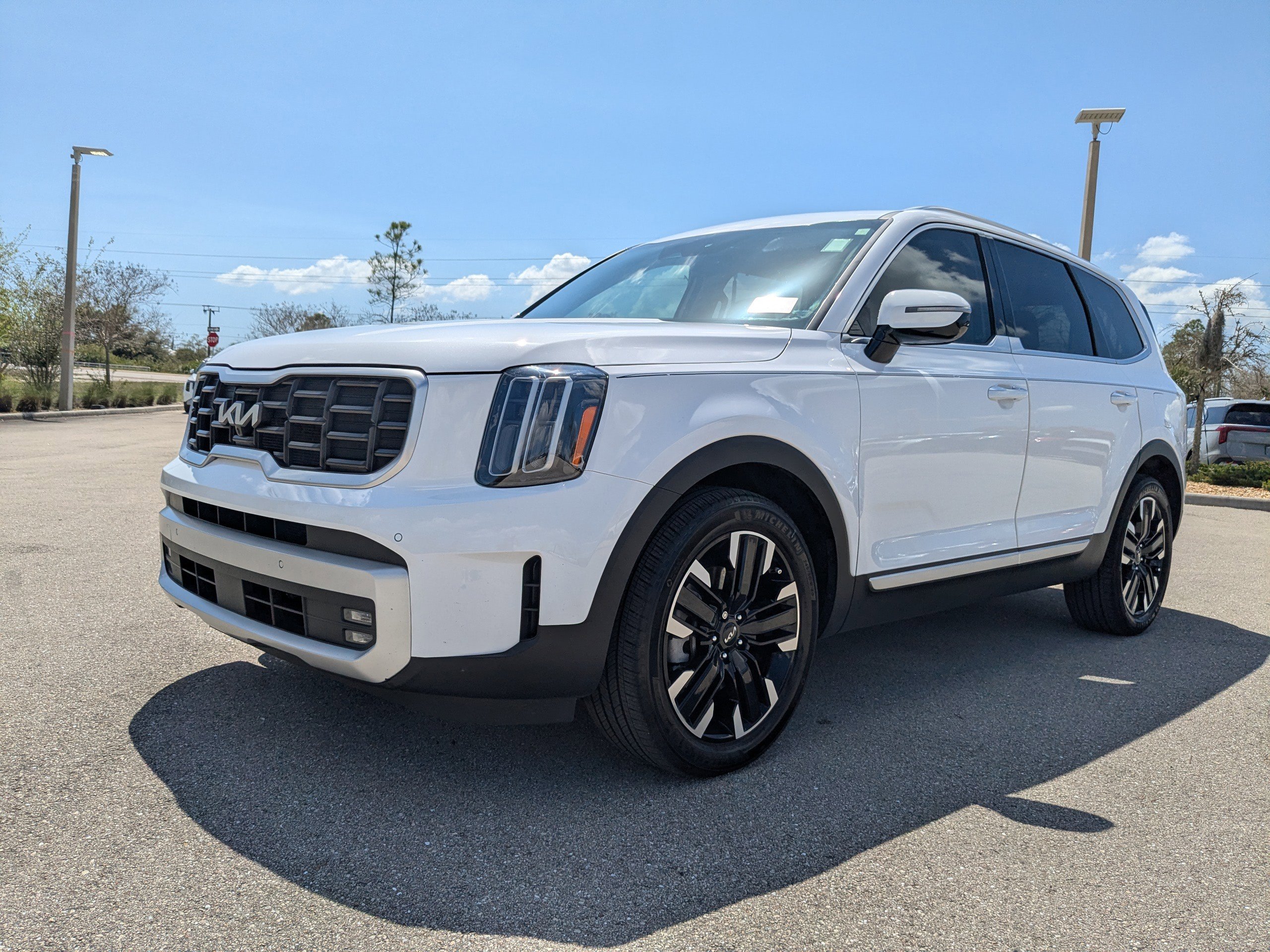 Certified 2024 Kia Telluride SX Prestige image 9