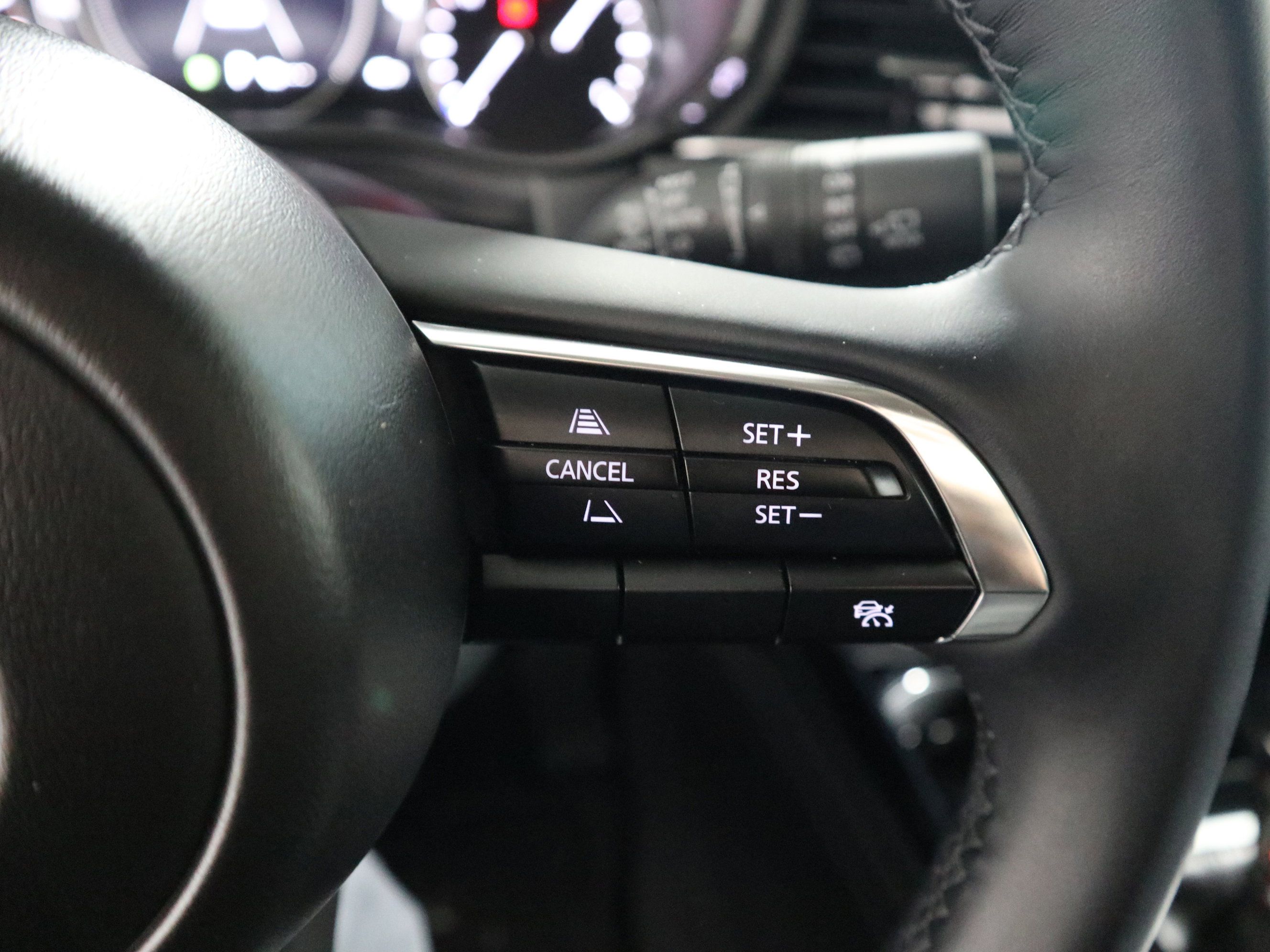 Certified 2025 MAZDA CX-30 AWD 2.5 S w/ Select Sport Pkg image 28