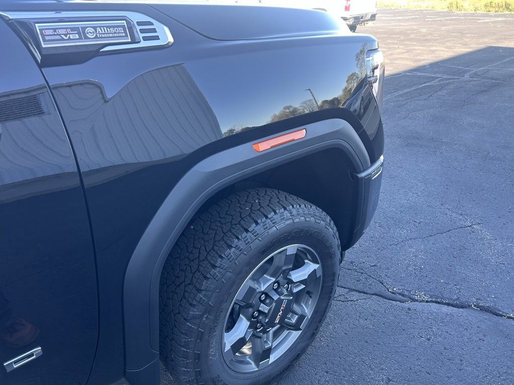 New 2026 GMC Sierra 2500 SLT w/ SLT Premium Package image 8