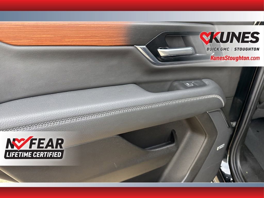 Used 2025 GMC Yukon Denali image 42