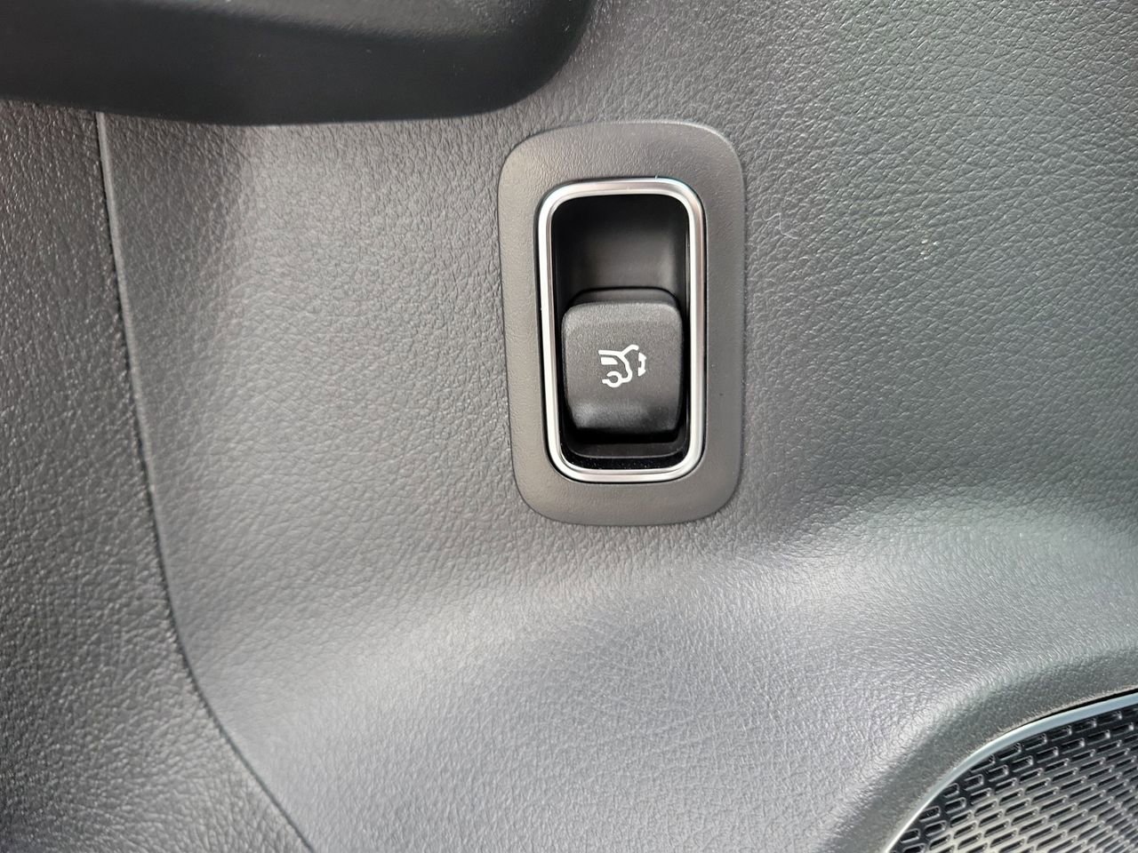 New 2026 Mercedes-Benz GLB 35 AMG 4MATIC image 21