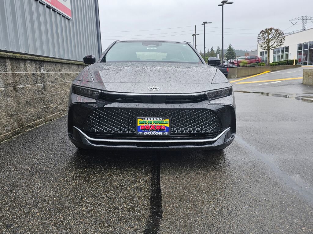 New 2026 Toyota Crown Limited image 3