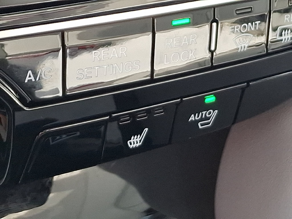 Certified 2025 Acura MDX w/ Technology Package AWD/4WD image 27