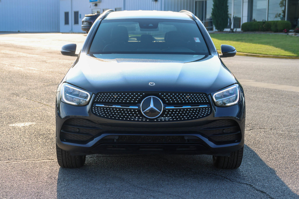 Used 2022 Mercedes-Benz GLC 300 4MATIC image 2