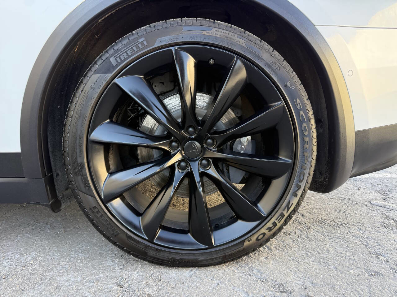 Used 2020 Tesla Model X Long Range image 36