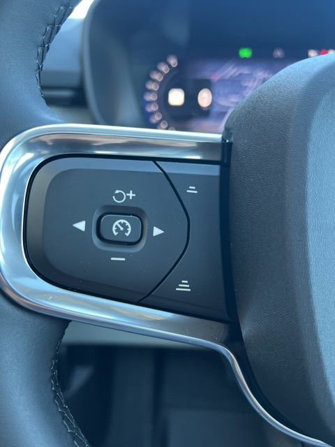 New 2026 Volvo XC40 B5 Ultra w/ Climate Package AWD/4WD image 19