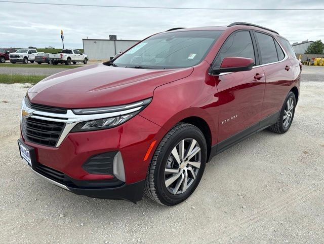 Used 2023 Chevrolet Equinox LT FWD image 1