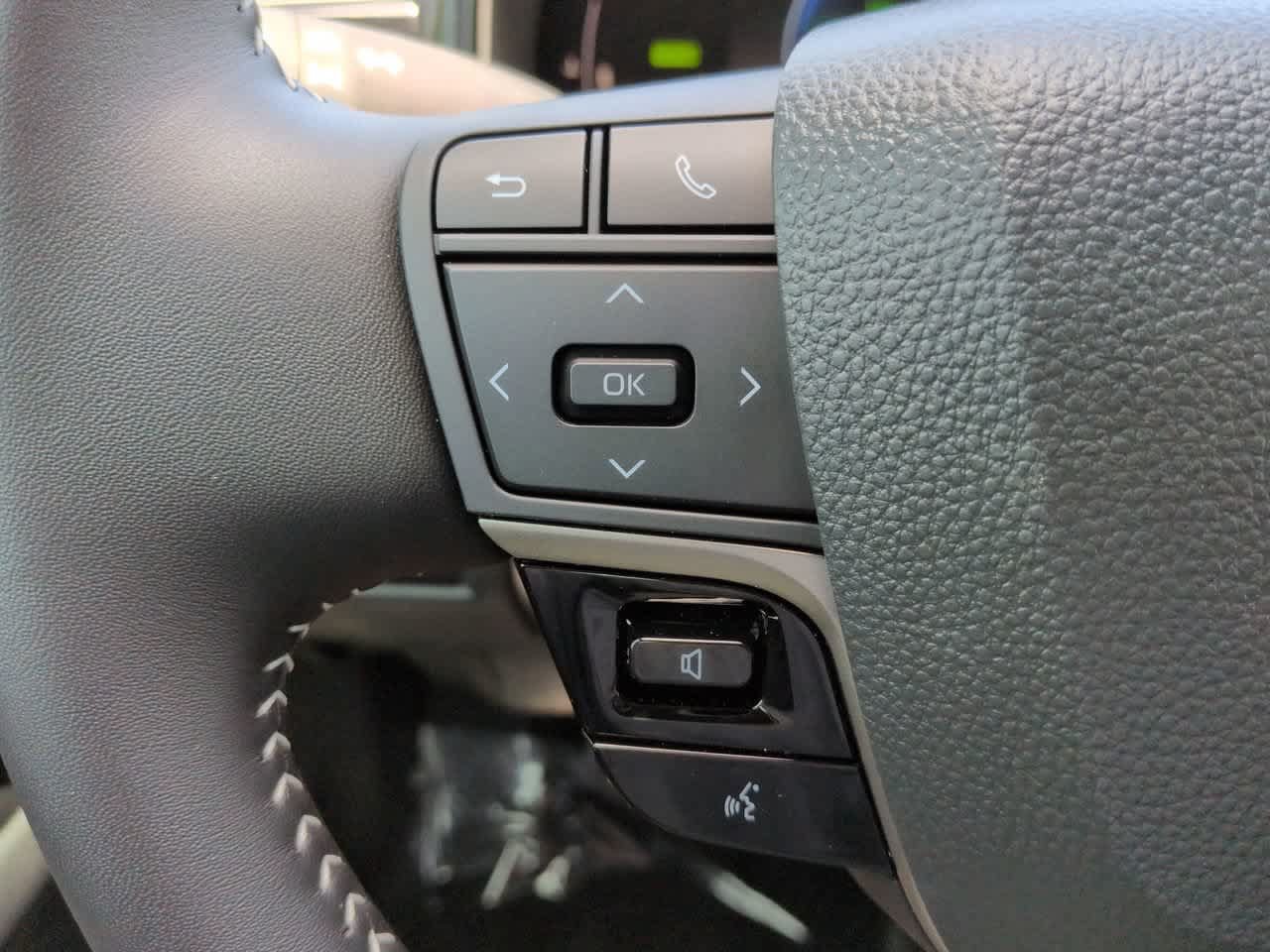 Certified 2026 Toyota Camry SE w/ Convenience Package FWD image 22