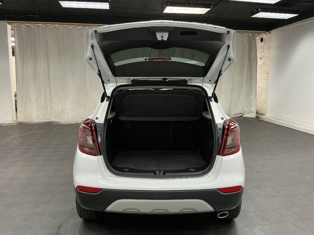 Used 2022 Buick Encore Preferred w/ Safety Package image 23