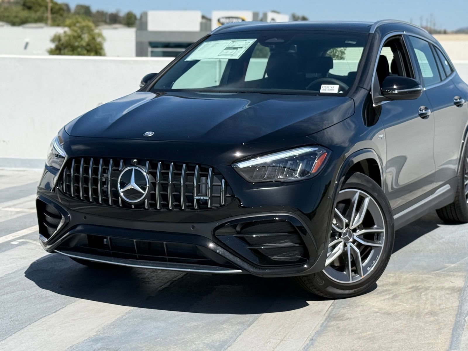 New 2026 Mercedes-Benz GLA 35 AMG 4MATIC image 3