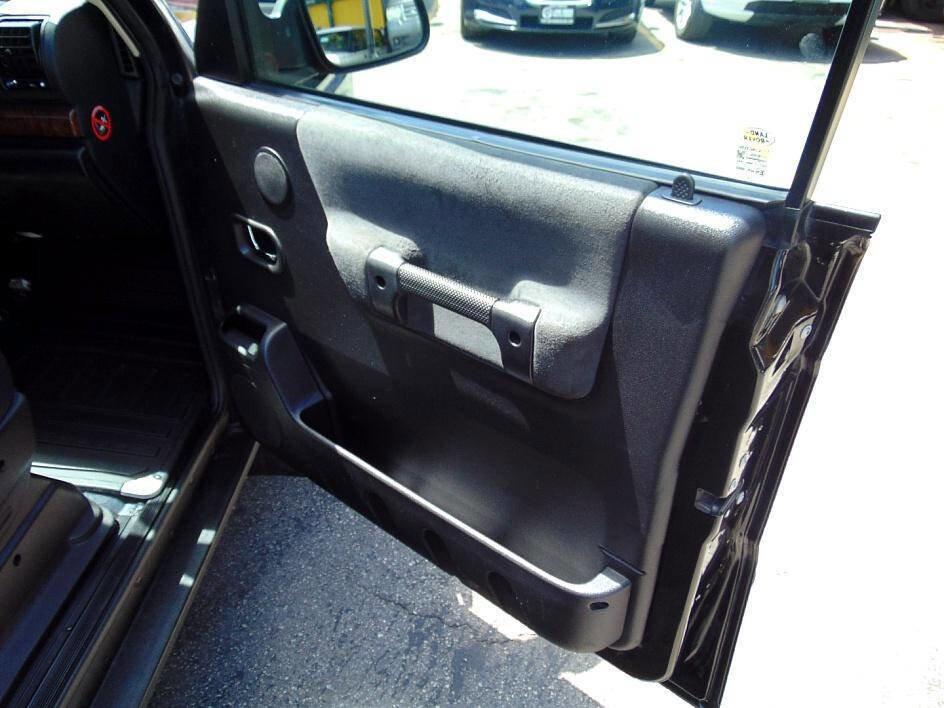 Used 2003 Land Rover Discovery SE image 12