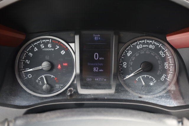 Used 2020 Toyota Tacoma TRD Off-Road w/ TRD Premium Off Road Package AWD/4WD image 15