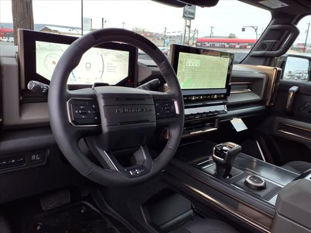 New 2025 GMC Hummer EV 3X w/ LPO, Roof Cross Rail Package image 9