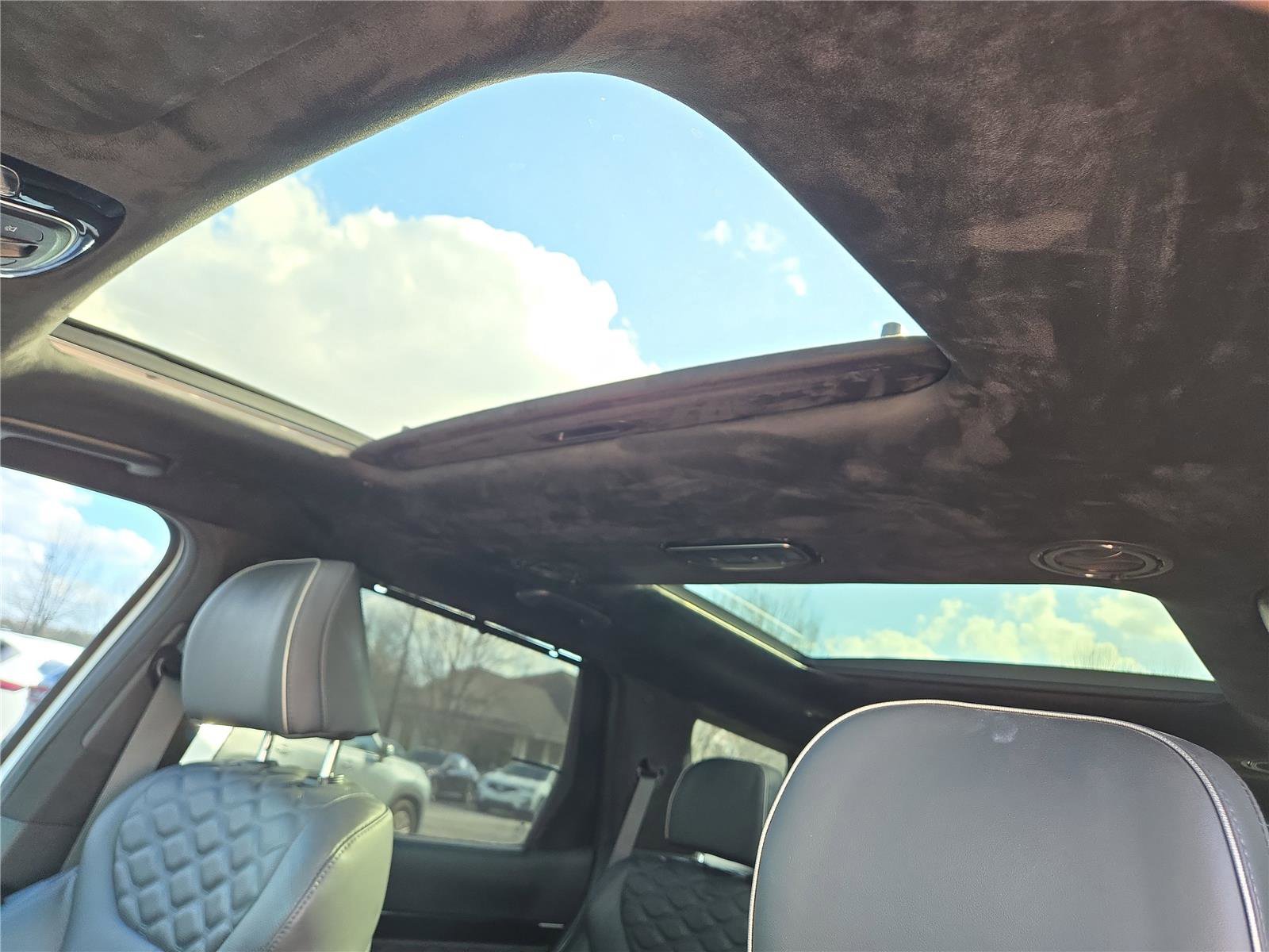 Used 2022 Hyundai Palisade Calligraphy image 23