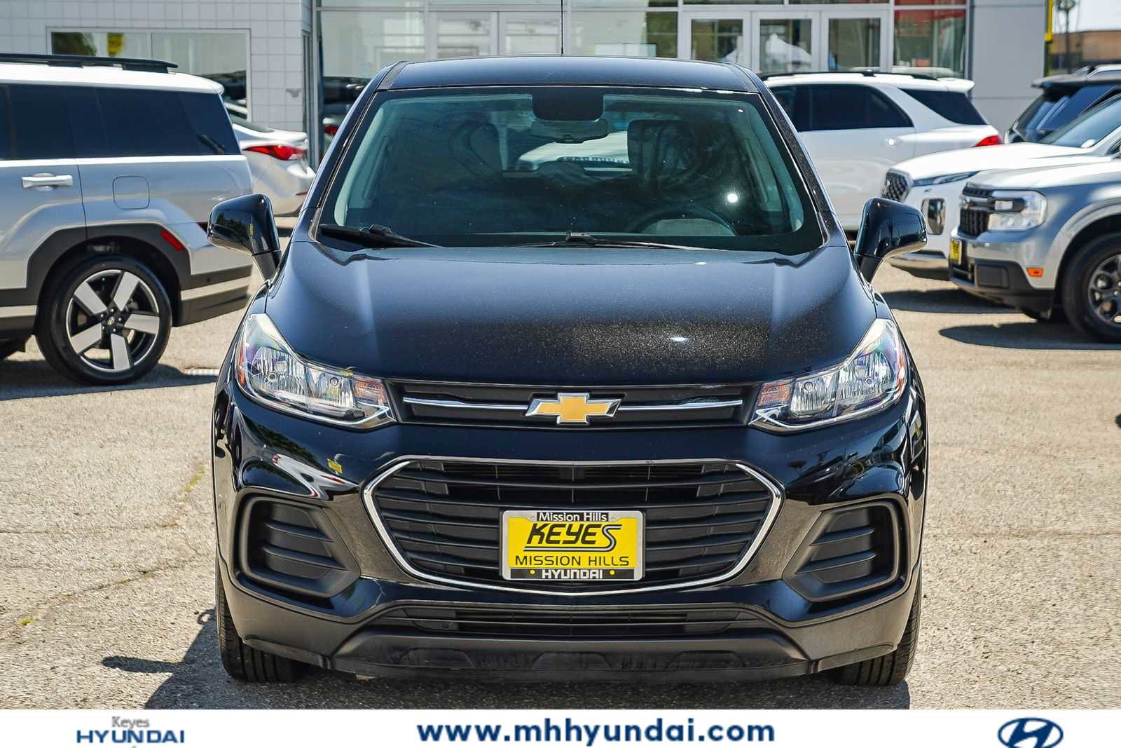 Used 2020 Chevrolet Trax LS w/ Tint and Cruise Package FWD image 2