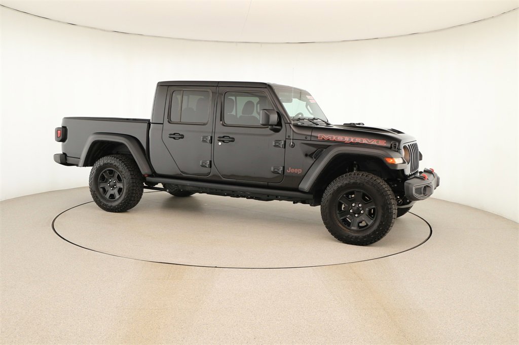 Used 2023 Jeep Gladiator Mojave w/ Cold Weather Group image 9
