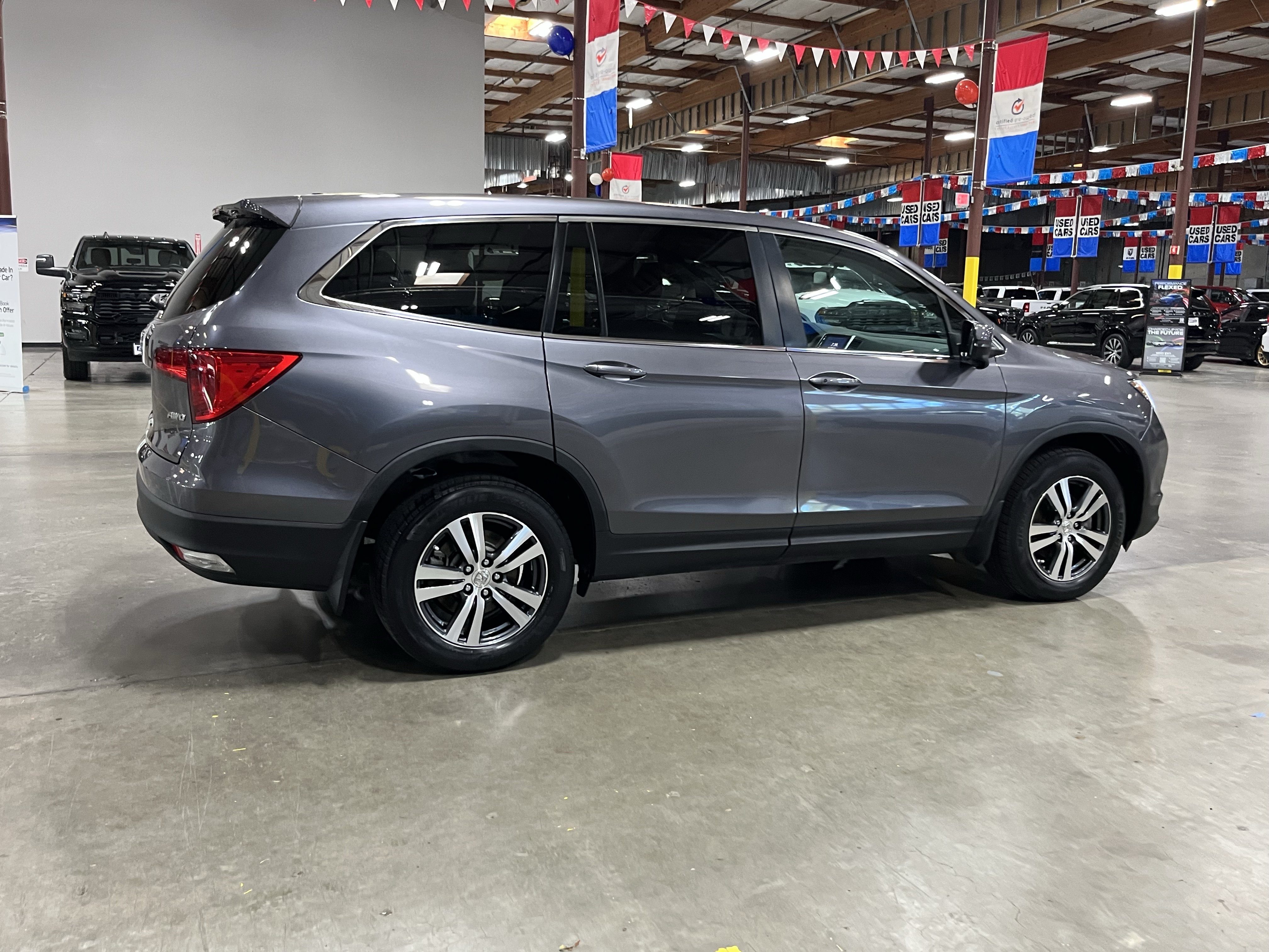 Used 2017 Honda Pilot EX-L image 6