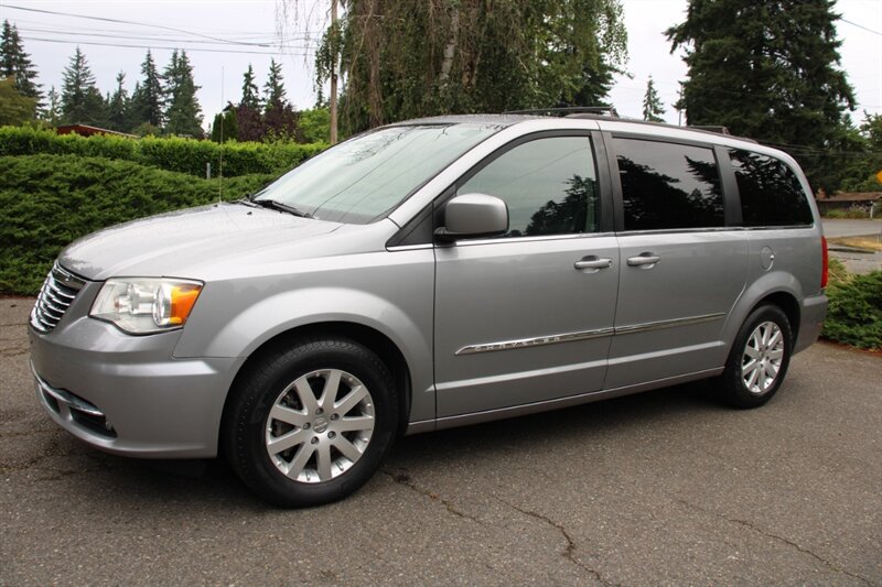 Used 2014 Chrysler Town & Country Touring