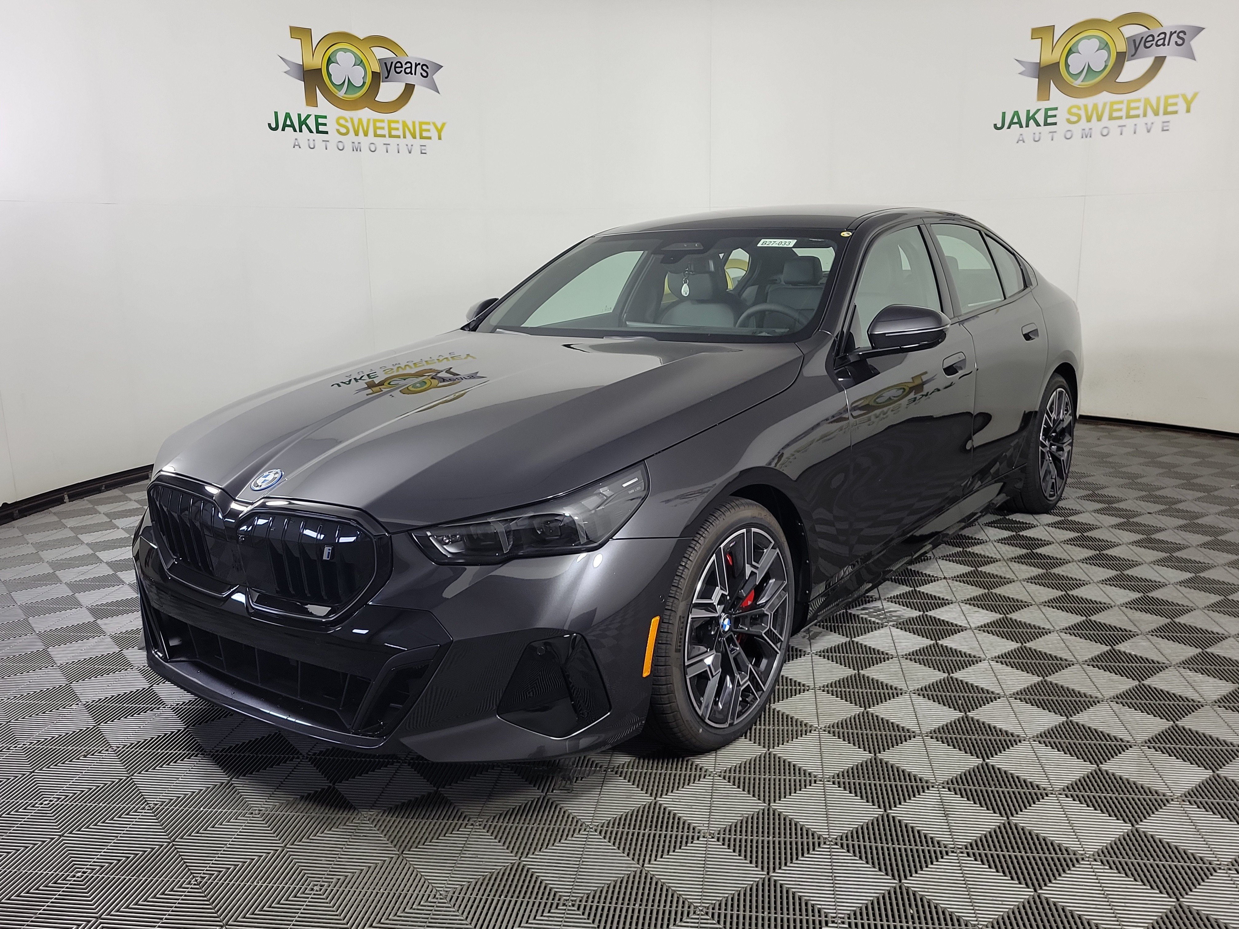 New 2027 BMW i5 xDrive40 w/ M Sport Package AWD/4WD image 3