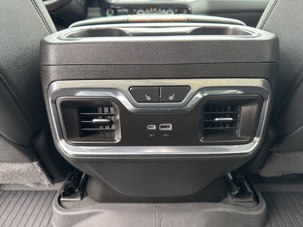 Used 2024 Chevrolet Silverado 2500 High Country w/ High Country Premium Package image 26