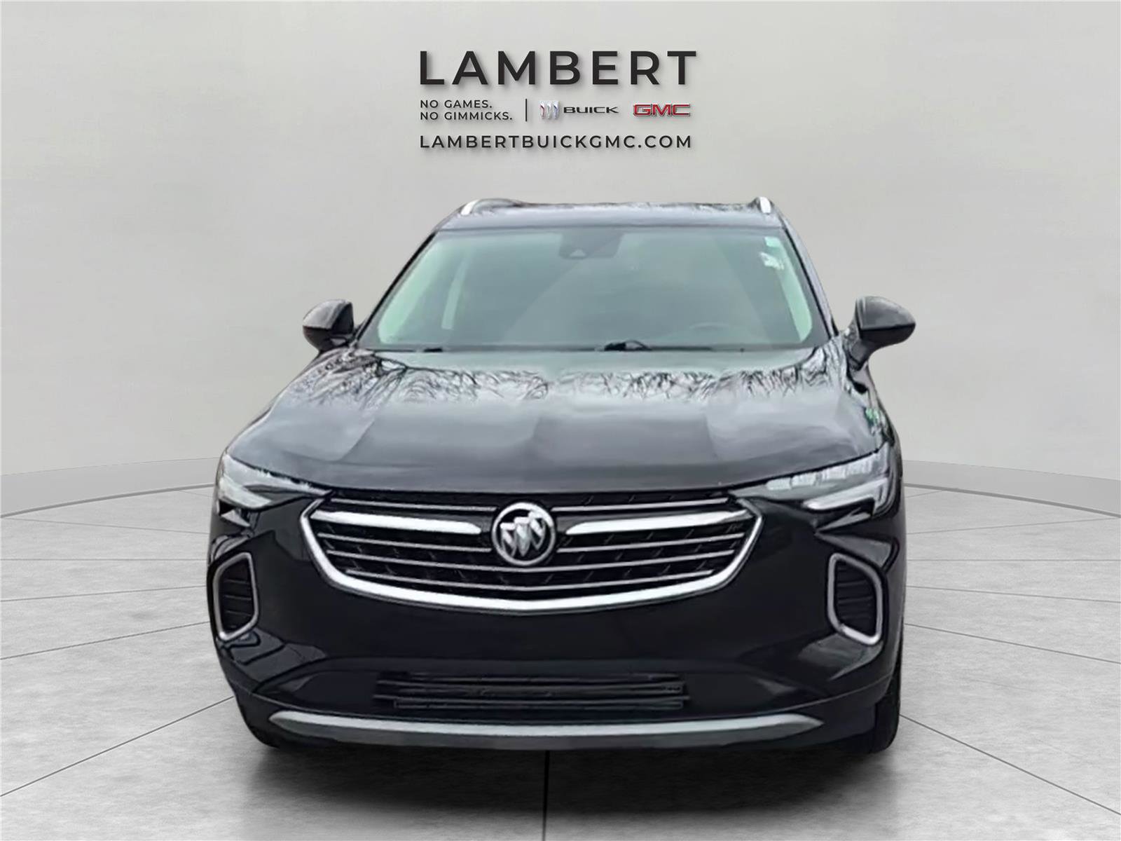 Used 2022 Buick Envision Essence w/ Safety Package image 3