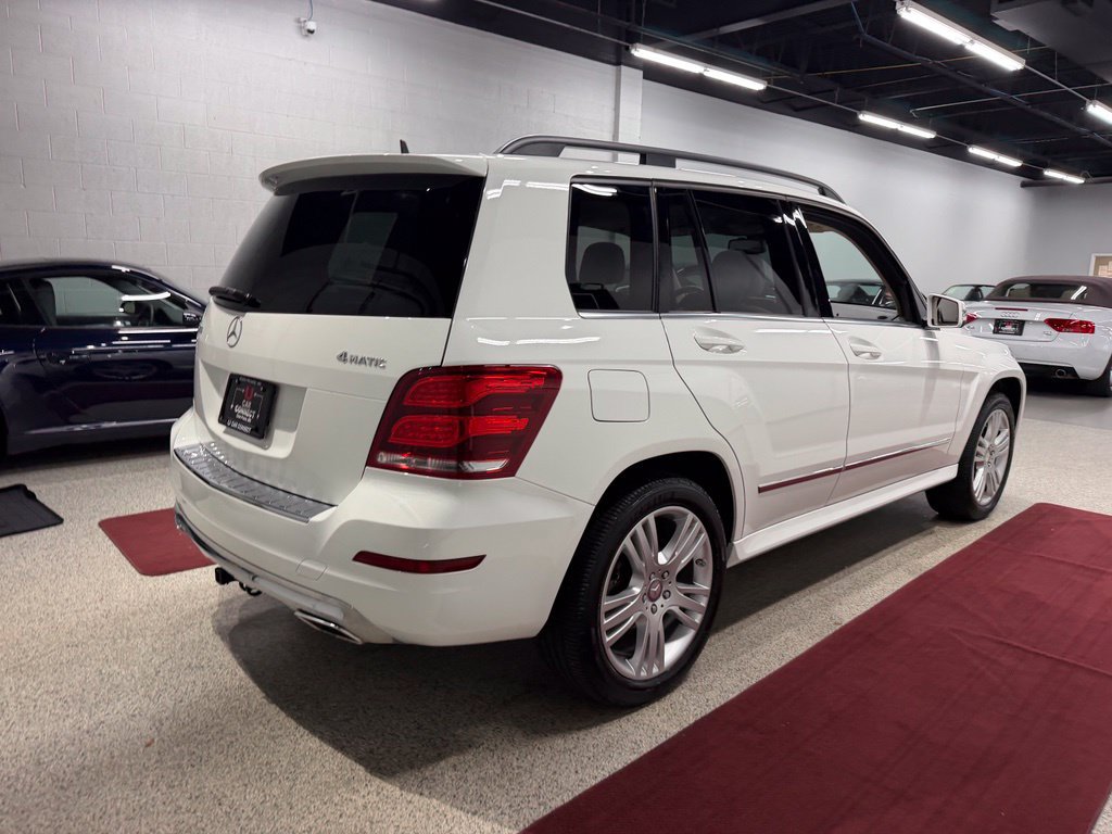 Used 2013 Mercedes-Benz GLK 350 4MATIC image 12
