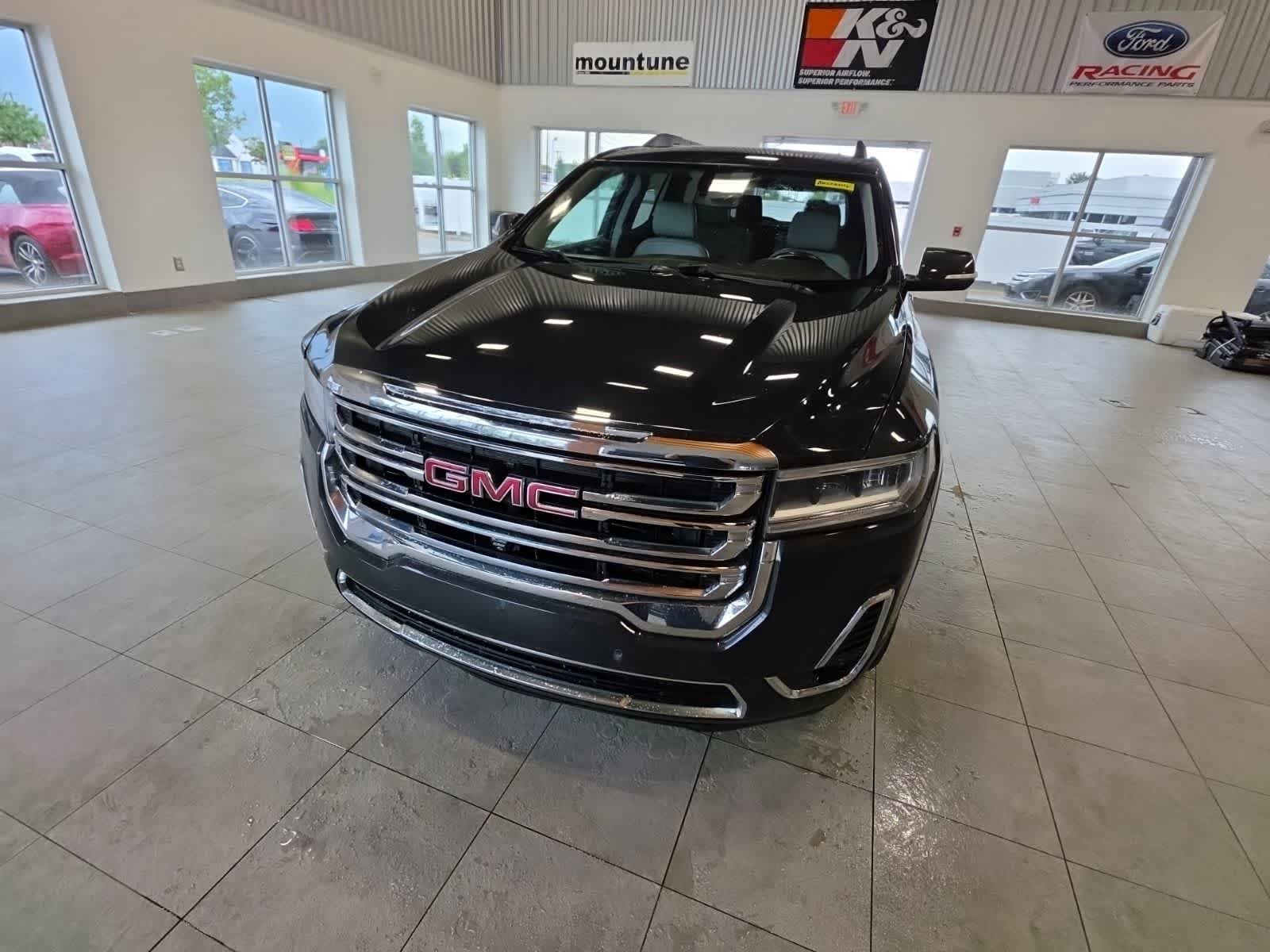 Used 2020 GMC Acadia SLT w/ GMC Pro Grade Package AWD/4WD video 2
