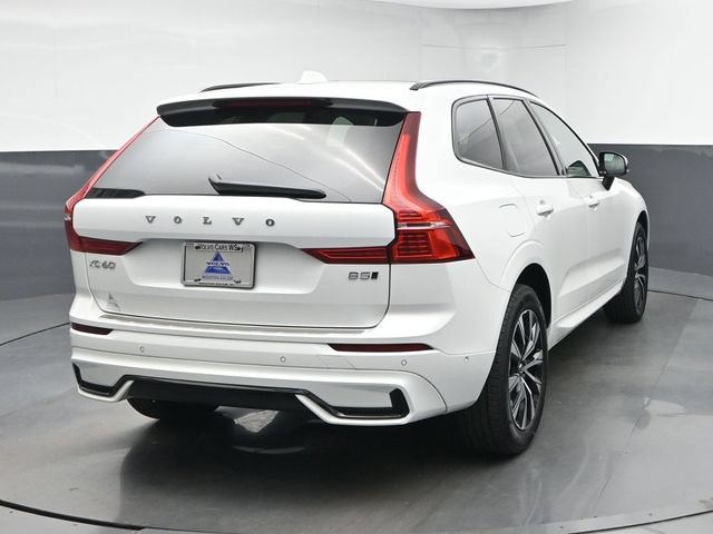 Used 2024 Volvo XC60 B5 Plus w/ Protection Package Premier AWD/4WD image 8
