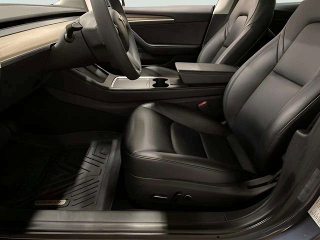 Used 2023 Tesla Model 3 Standard Range image 85