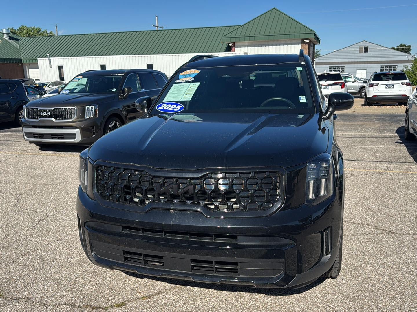 Used 2025 Kia Telluride AWD image 7