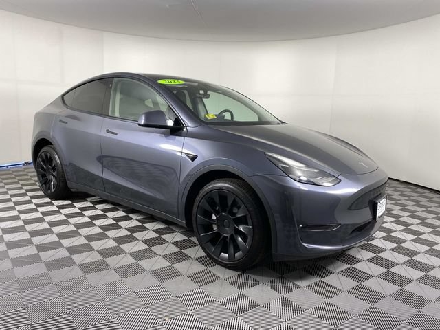 Used 2023 Tesla Model Y Long Range AWD/4WD image 1