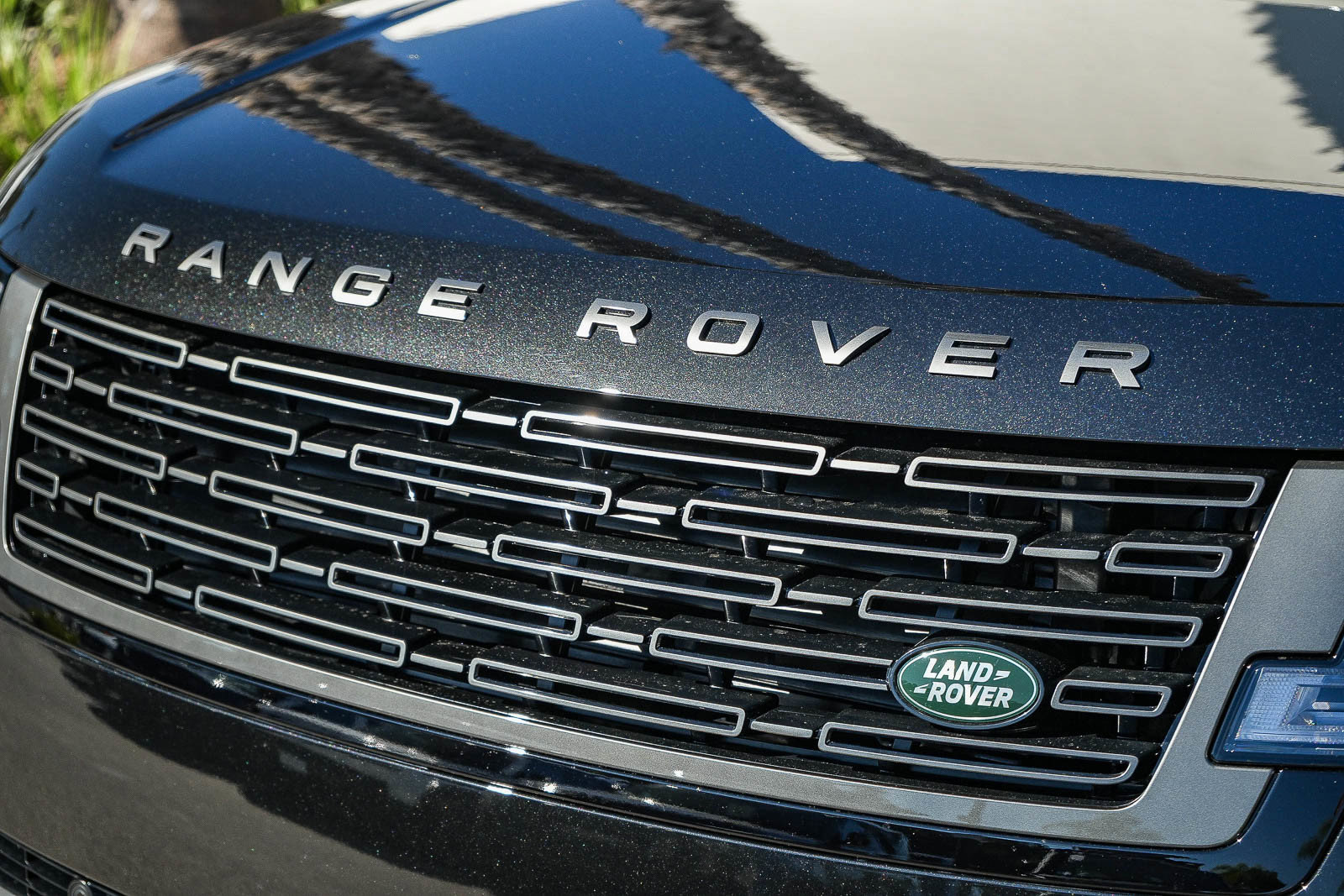 Certified 2026 Land Rover Range Rover Long Wheelbase SE AWD/4WD image 10