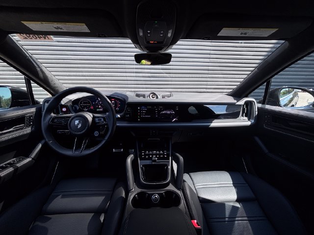 New 2026 Porsche Cayenne Turbo AWD/4WD image 12