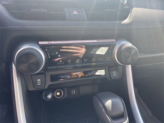 Used 2025 Toyota RAV4 LE image 19