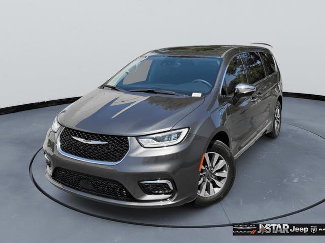 Used 2023 Chrysler Pacifica Limited