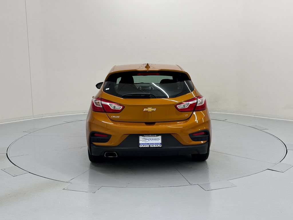 Used 2017 Chevrolet Cruze LT w/ Convenience Package FWD image 4