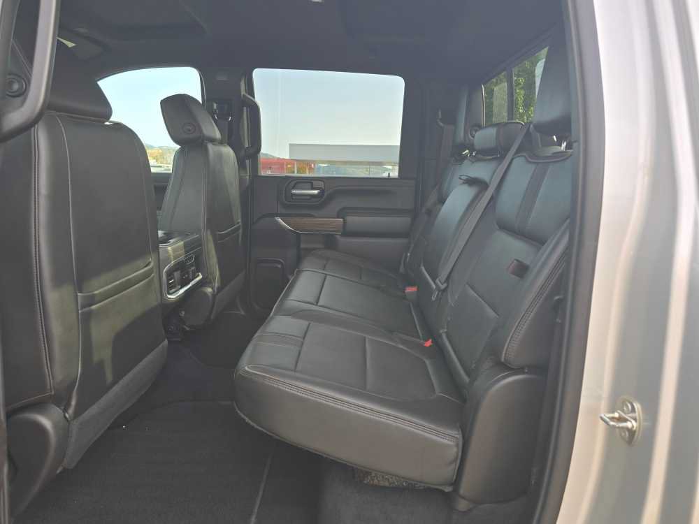 Used 2023 Chevrolet Silverado 3500 High Country w/ Safety Package II AWD/4WD image 16