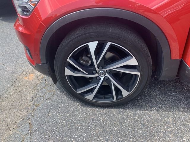 Used 2019 Volvo XC40 T5 R-Design image 37