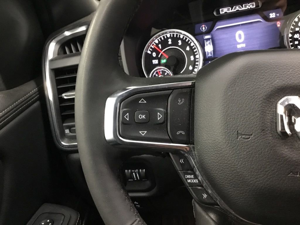 Used 2025 RAM 1500 Laramie AWD/4WD image 39