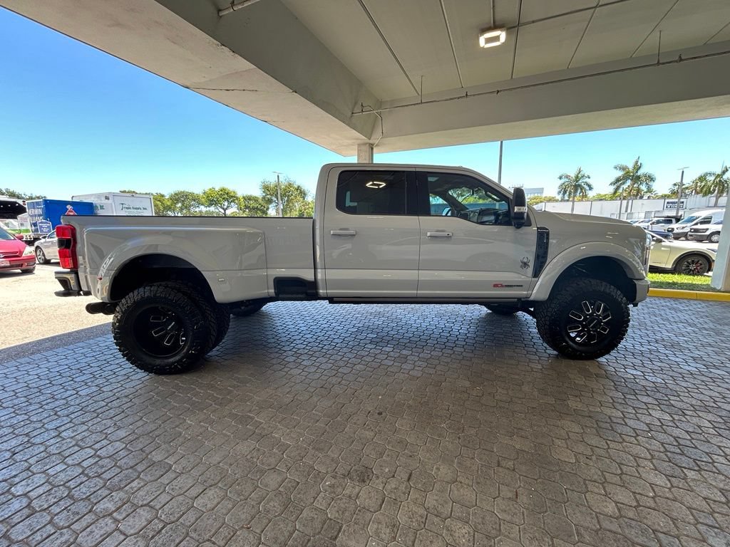 New 2026 Ford F350 Platinum AWD/4WD image 3